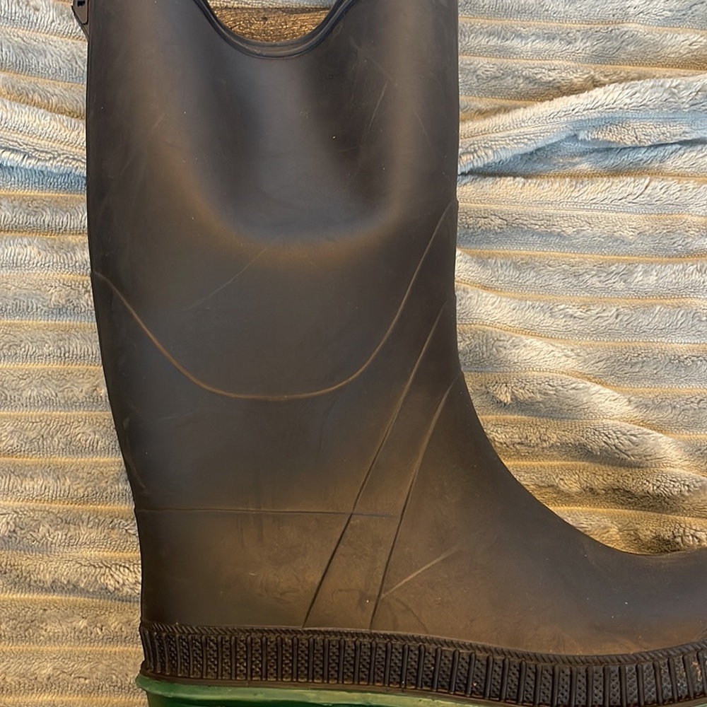 Black and Green Rain/Work Boots - Picture 10 of 11